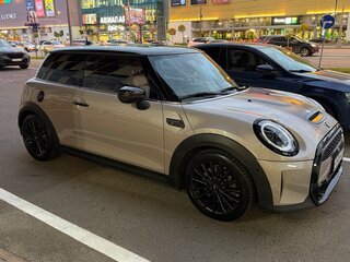 2021 Mini Hatch Cooper S III (F55/F56) Рестайлинг 2, серый, 3150000 рублей, вид 3