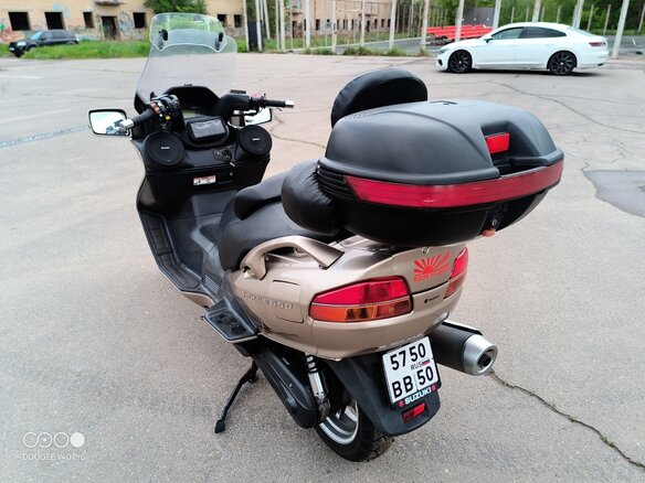 2002 Suzuki Burgman (SkyWave) 650, бежевый, 225000 рублей - вид 5