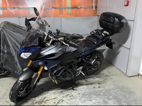 2016 Yamaha MT-09 Tracer (FJ-09), серый, 700000 рублей, вид 3