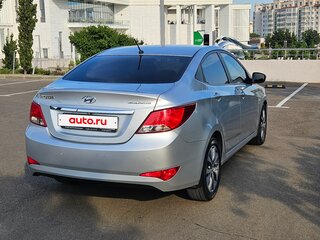 2015 Hyundai Solaris I Рестайлинг, серебристый, 1280000 рублей, вид 3
