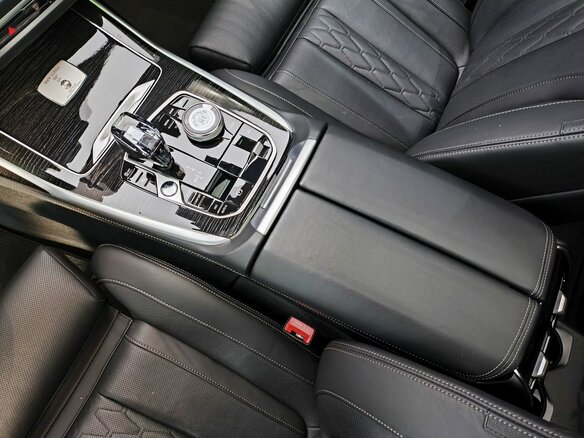 2022 Alpina XB7 G07 Рестайлинг, серый, 16640000 рублей - вид 34