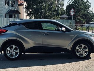 2019 Toyota C-HR I, серый, 1950000 рублей, вид 3