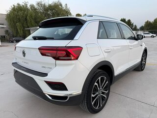 2022 Volkswagen T-Roc I (China Market), белый, 1450000 рублей, вид 5