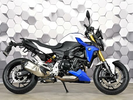 2023 BMW F 900 R, белый, 899000 рублей, вид 3