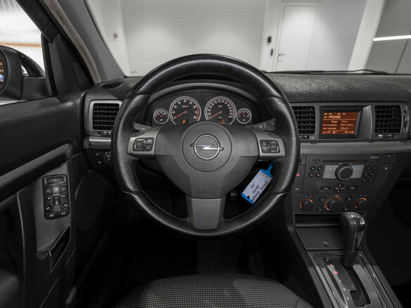 2007 Opel Vectra C Рестайлинг, чёрный, 400000 рублей - вид 9