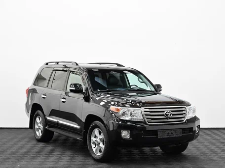 2012 Toyota Land Cruiser 200 Series Рестайлинг 1, чёрный, 3499000 рублей, вид 1