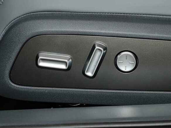 2026 Audi E5 83 kWh, голубой, 7620000 рублей - вид 17