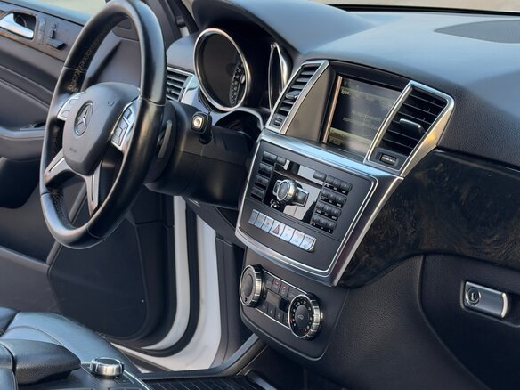 2014 Mercedes-Benz M-Класс 400 III (W166), белый, 2650000 рублей - вид 10