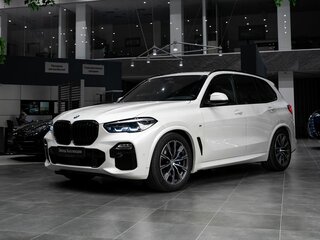 2020 BMW X5 30d IV (G05/G18), белый, 6850000 рублей, вид 1