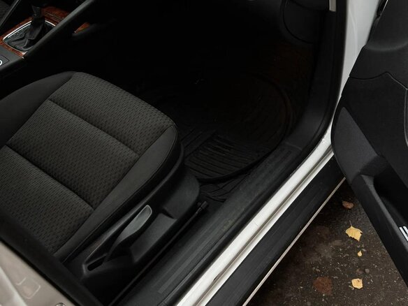 2012 Audi A3 II (8P) Рестайлинг 2, белый, 600000 рублей - вид 10