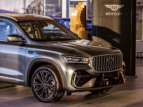 2025 Geely Monjaro I Рестайлинг, синий, 2995000 рублей - вид 8