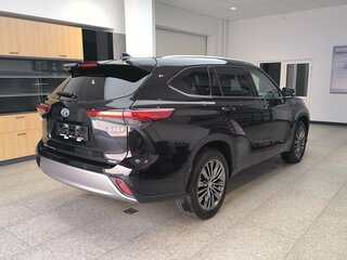 2026 Toyota Highlander IV (XU70), чёрный, 5250000 рублей, вид 2