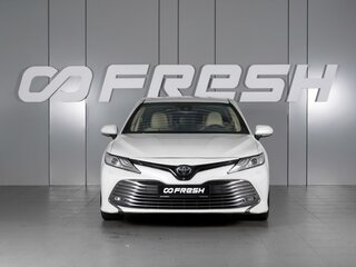 2018 Toyota Camry VIII (XV70), белый, 2797000 рублей, вид 3