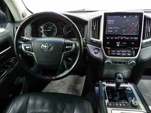 2016 Toyota Land Cruiser 200 Series Рестайлинг 2, белый, 4149000 рублей - вид 6