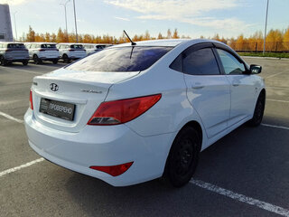 2015 Hyundai Solaris I Рестайлинг, белый, 828000 рублей, вид 5