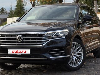2019 Volkswagen Touareg III, чёрный, 5450000 рублей, вид 4