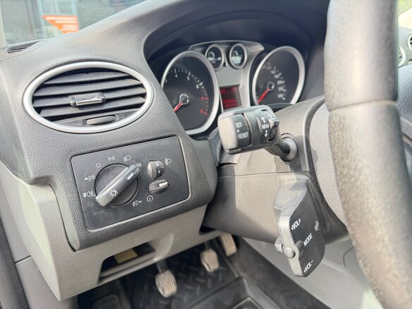 2008 Ford Focus II Рестайлинг, фиолетовый, 460000 рублей - вид 27