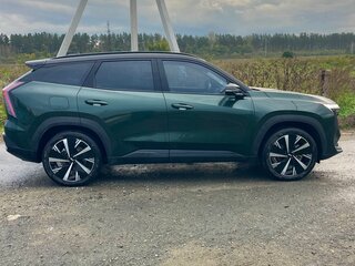 2024 Geely Atlas II, зелёный, 3100000 рублей, вид 2