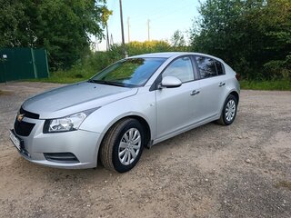 2012 Chevrolet Cruze I Рестайлинг, серебристый, 660000 рублей, вид 1
