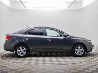 2013 Kia Cerato 6-speed II, серый, 625000 рублей, вид 4