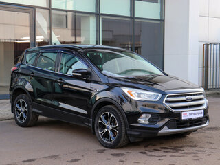 2017 Ford Kuga II Рестайлинг, чёрный, 1597000 рублей, вид 3