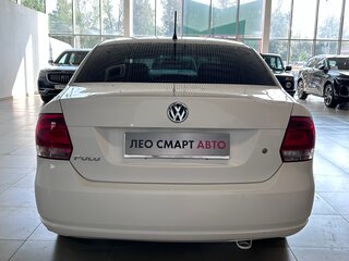 2013 Volkswagen Polo V, белый, 760000 рублей, вид 5