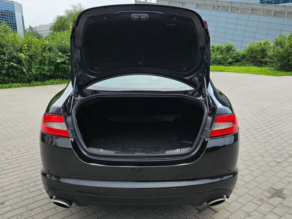 2015 Jaguar XF I Рестайлинг, чёрный, 2225000 рублей - вид 6