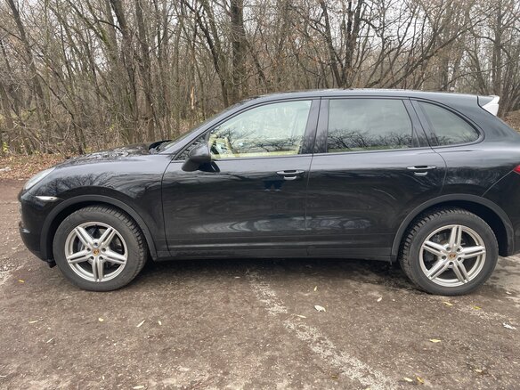 2014 Porsche Cayenne II (958), чёрный - вид 1