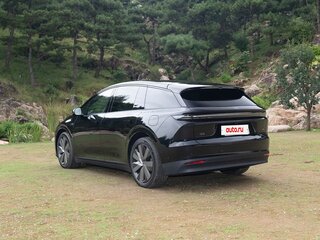 2026 Li Auto (Lixiang) i6, чёрный, 6393055 рублей, вид 4