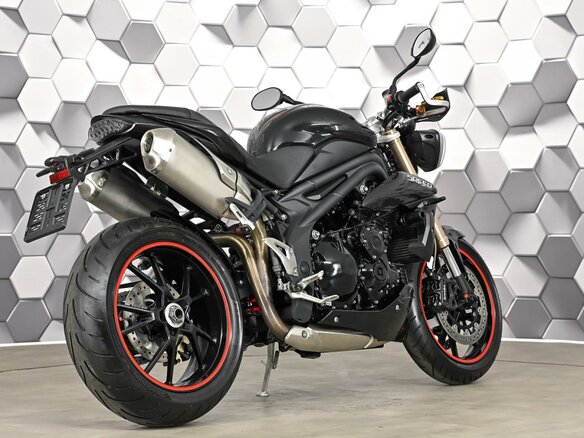 2013 Triumph Speed Triple, чёрный - вид 6
