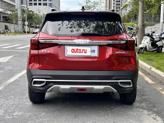 2023 Kia KX3, красный, 1550000 рублей, вид 4