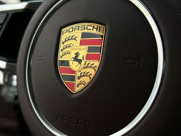 2018 Porsche Panamera 4 II, синий, 5980000 рублей - вид 19