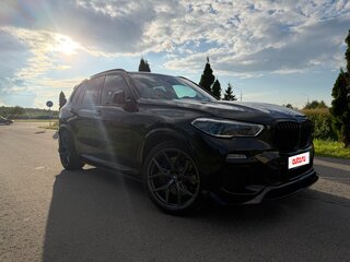 2021 BMW X5 40i IV (G05/G18), чёрный, 6700000 рублей, вид 3