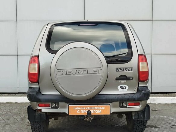 2008 Chevrolet Niva I, серый, 255000 рублей - вид 5
