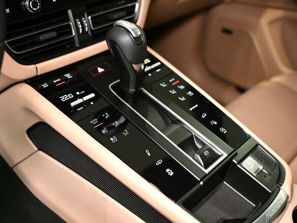 2025 Porsche Macan I Рестайлинг 2, серый, 11999000 рублей - вид 20