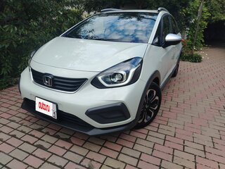 2020 Honda Fit III Рестайлинг, белый, 1570000 рублей, вид 2