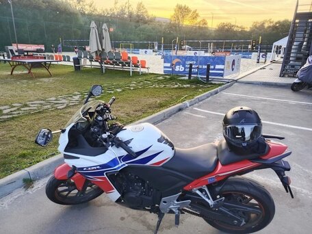 2013 Honda CBR 400R, белый, 480000 рублей, вид 2