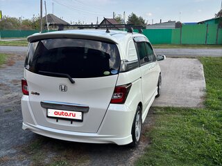 2010 Honda Freed Spike I, белый, 1200000 рублей, вид 3