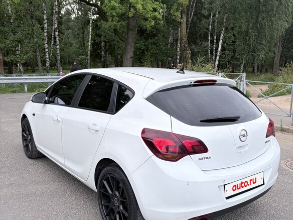 2010 Opel Astra J, белый, 700000 рублей - вид 7