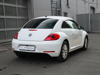 2014 Volkswagen Beetle II (A5), белый, 1650000 рублей, вид 4