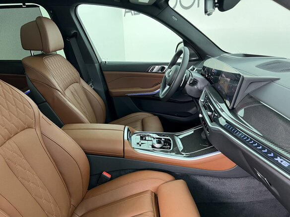 2025 BMW X5 40i IV (G05/G18) Рестайлинг, чёрный, 15390000 рублей - вид 12