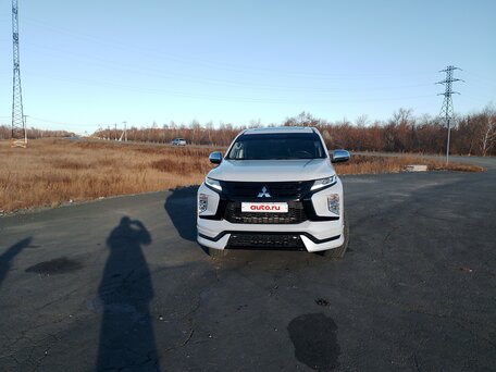 2020 Mitsubishi Pajero Sport III Рестайлинг, белый, вид 1