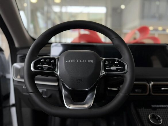 2026 Jetour X70+ I, чёрный, 3399000 рублей - вид 10