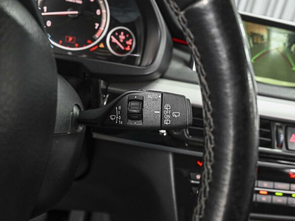 2015 BMW X5 35i III (F15), белый, 2575000 рублей - вид 16