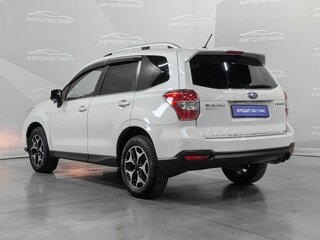 2014 Subaru Forester IV, белый, 1870000 рублей, вид 3