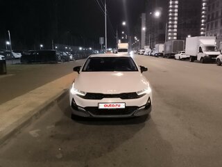 2022 Kia K5 III, белый, 2100000 рублей, вид 1