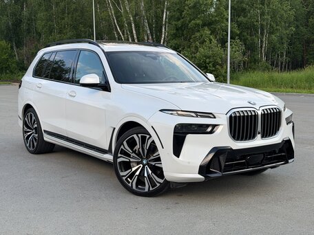 2023 BMW X7 40i I (G07) Рестайлинг, белый, 11800000 рублей, вид 1