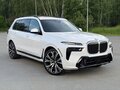 2023 BMW X7 40i I (G07) Рестайлинг, белый, 11200000 рублей