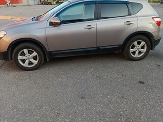 2010 Nissan Qashqai I Рестайлинг, коричневый, 1000000 рублей, вид 5