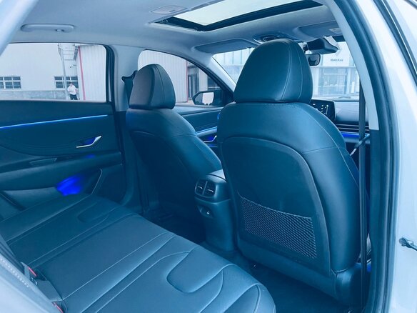 2022 Hyundai Elantra VII (CN7), белый, 1690000 рублей - вид 18